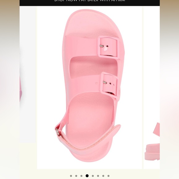 GUCCI GG Isla Logo Embossed Rubber Sandals - Picture 4 of 10